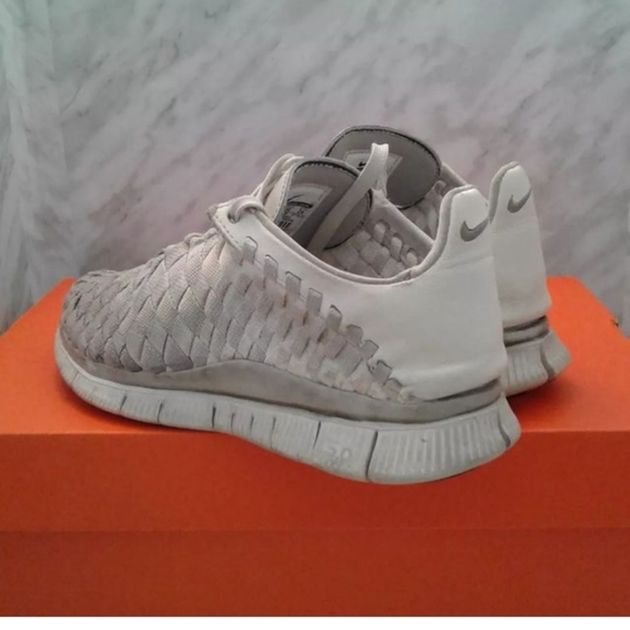 Nike Womens Free Inneva Woven Running Trainers 833803-100 Sneakers Shoes sz 7 - Picture 4 of 5